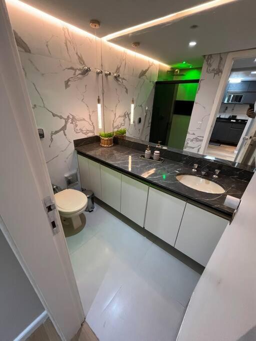 Lindo Apartamento Para Familia Ondina Apart Hotel Salvador Esterno foto